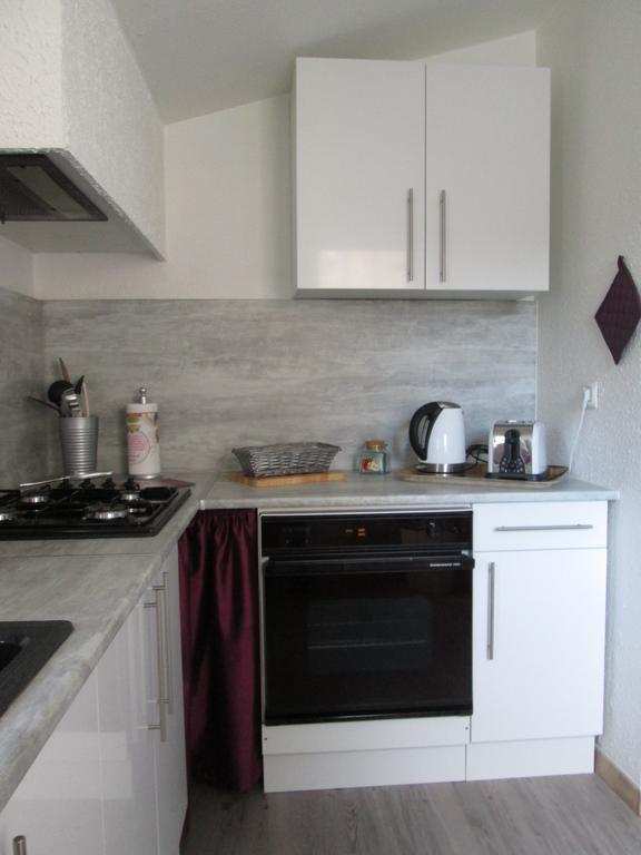 Ferienwohnung Le Chambron Condorcet Exterior foto