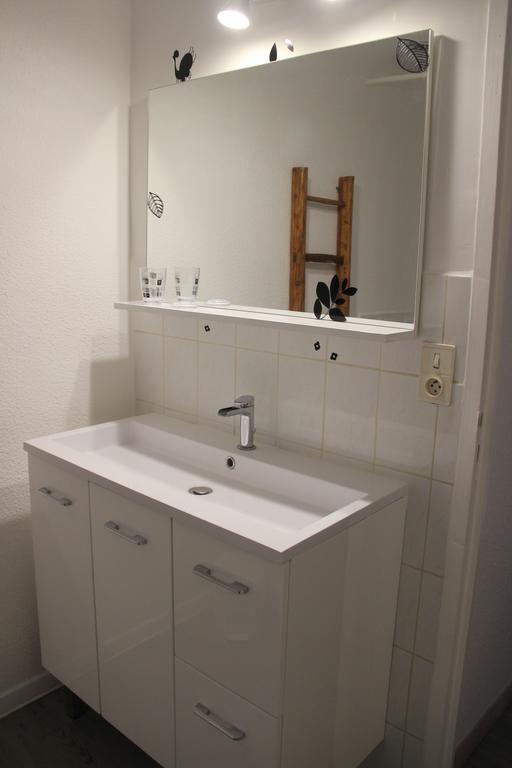 Ferienwohnung Le Chambron Condorcet Exterior foto